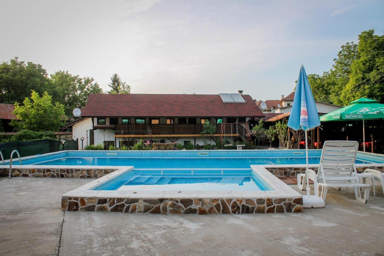 Къща За Гости "Крушунско Ханче" Krushuna Exterior foto